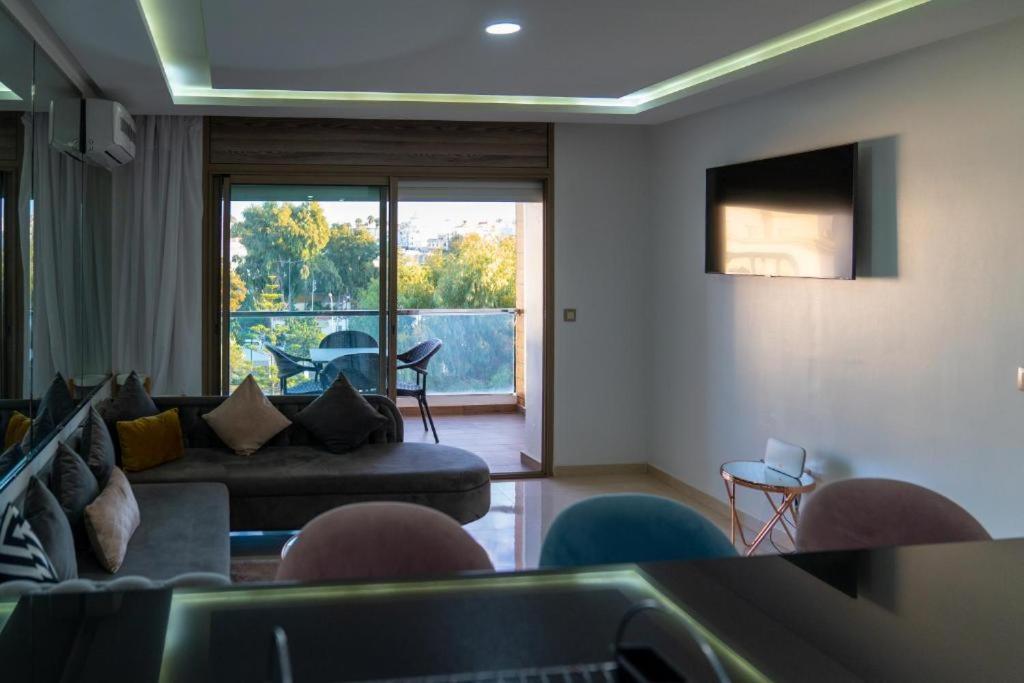 Bleu Host Asilah Apartment ภายนอก รูปภาพ
