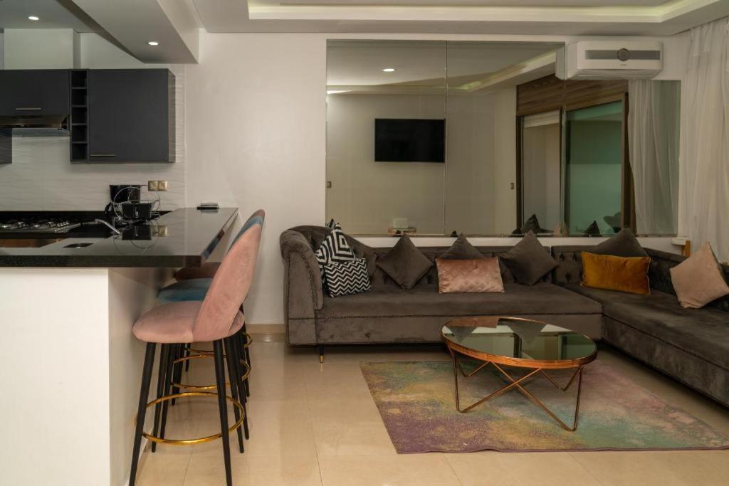 Bleu Host Asilah Apartment ภายนอก รูปภาพ