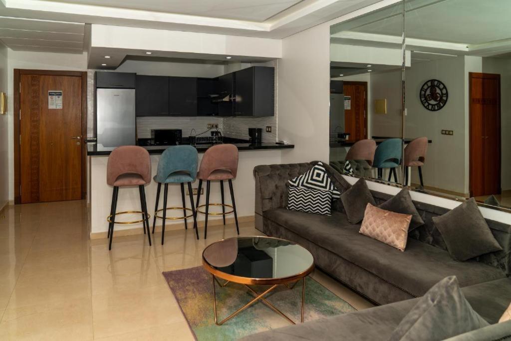 Bleu Host Asilah Apartment ภายนอก รูปภาพ